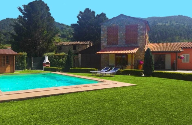 🌻il Casale del Nonno ~ Villa in Toscana~Garden~Pool~2 Patios~FreeWiFi~A/C 🌻