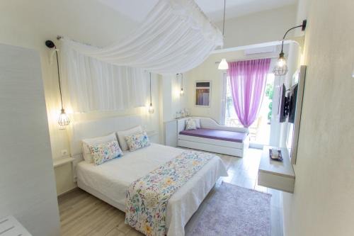 Ilion Luxury Studios & Apartments