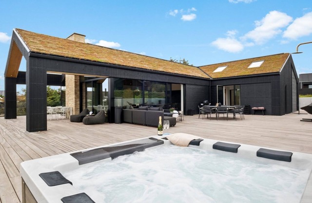 "Ilja" - 800m from the sea by Interhome