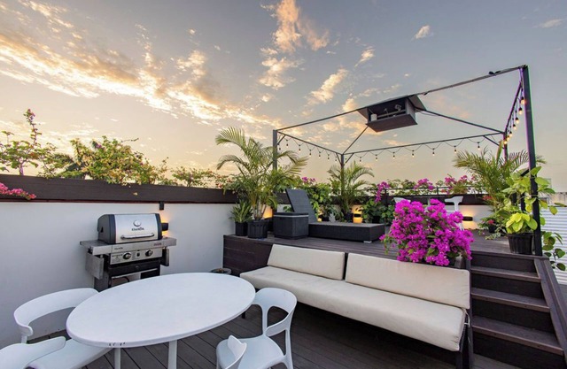 Impeccable Studio apartment in Casco Viejo for two people - Superb Location! Sleeps 2