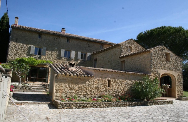 In Provence, a centuries-old farmhouse in the heart of the Mont Ventoux regional park.