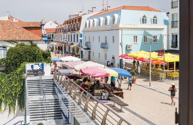 In the center of the village, ideal for young families!