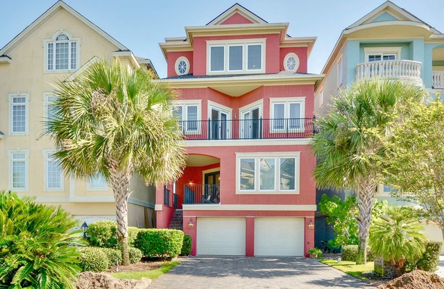 INCREDIBLE OCEAN AND MARSH VIEWS IN THIS BEAUTIFULLY DECORATED HOME!!!