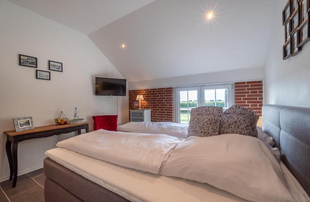 INSEL-LAND-HOTEL MICHAELSEN im November Morgen-Yoga u Sauna inkl