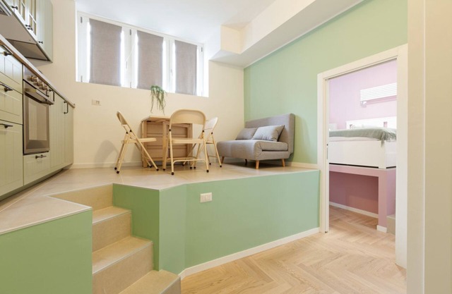 Insubria Park - Pastel colored apartment!