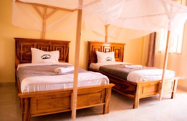 IREWE SILENT LODGE