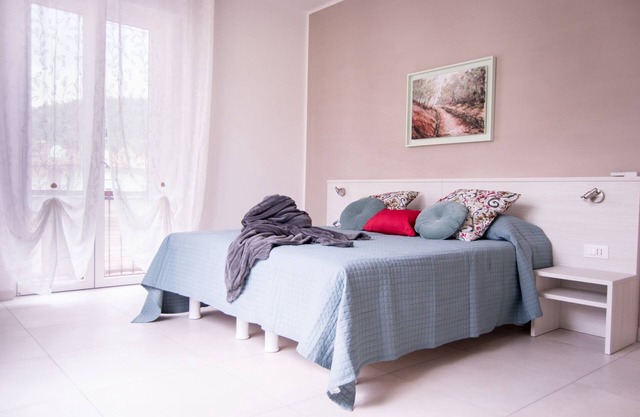 IRIS apartment - 200 meters from the lake and from the town center