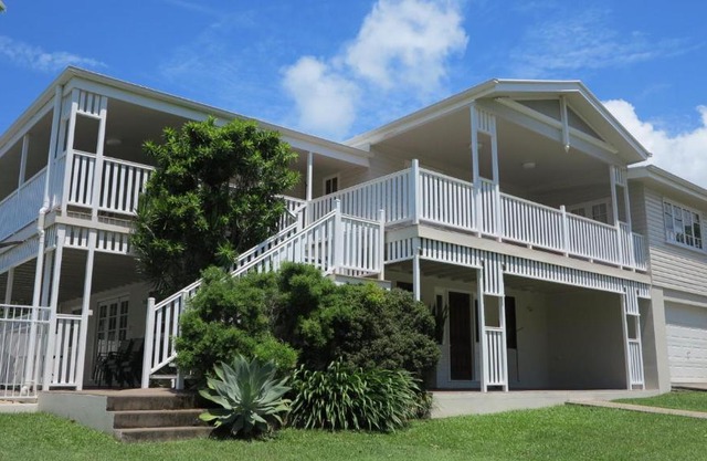 Island Adventure Holiday House