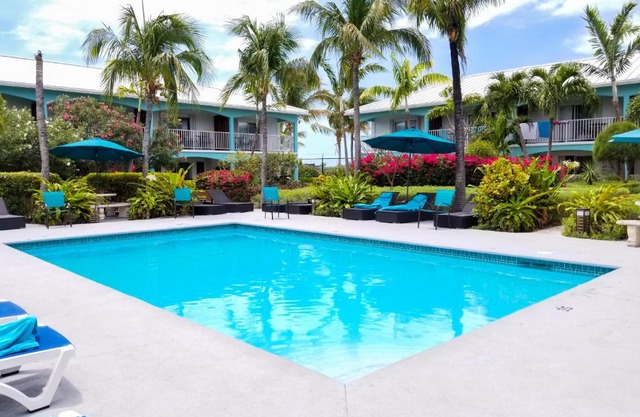 Island Club Turks & Grace Bay Place