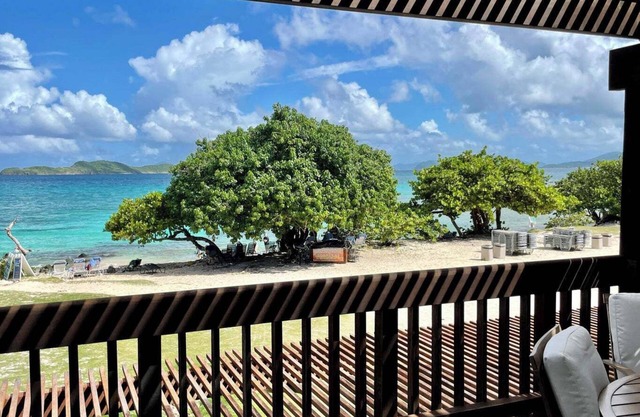 Island Escape @Sapphire Beach