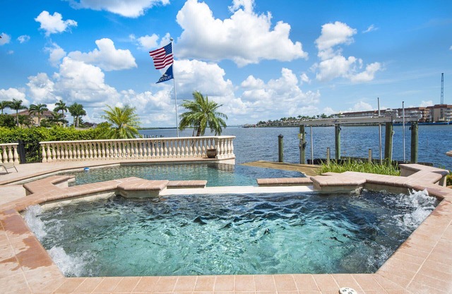 Isles Of Capri & Marco Island area! Live Like Royalty In The 10,000 Islands -