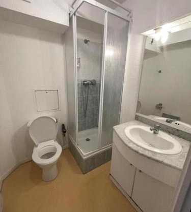 Issy Citea Access dayuse Room - Work and Day Rest Timeshare - 2 min tram - Formule Temps Partagé - Navette ile d'Issy Avenue Paris 92320 espace nuit