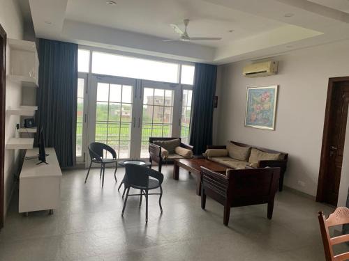 IT City Homestay-Secure & Comfortable Stay in Mohali