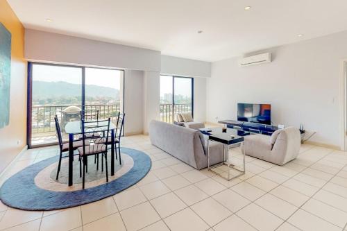 Jaco Bay 3702