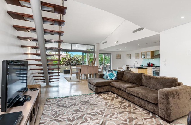 Jades on Lawson Apartment No1