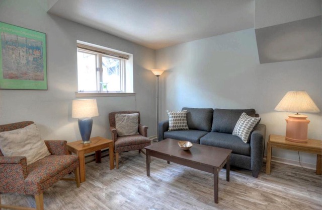 Jarvis Condo 208