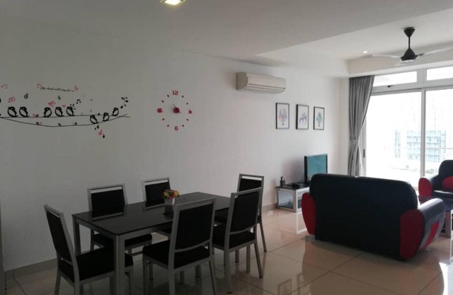 JB City D'Esplanade Shopping mall Condo 4 Room