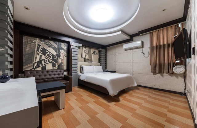 Jecheon Cielo Hotel