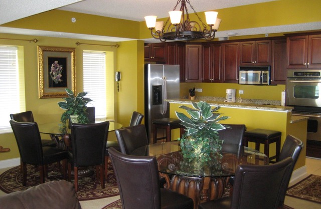 Jeffscondos - Ocean Blue Resort - Ocean Front vacation rental 5bed/4bath