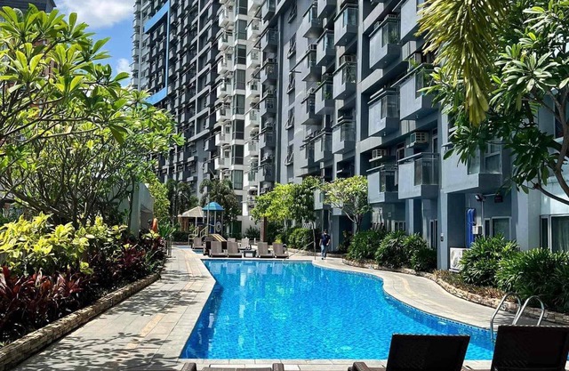 JF Condotel Family Staycation 5mins walk to Smart Araneta!