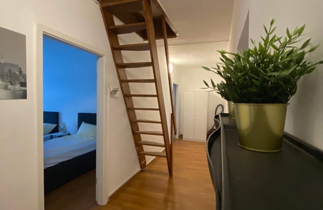 Johannisstraße 1 W4 - 3 bedrooms with parking space