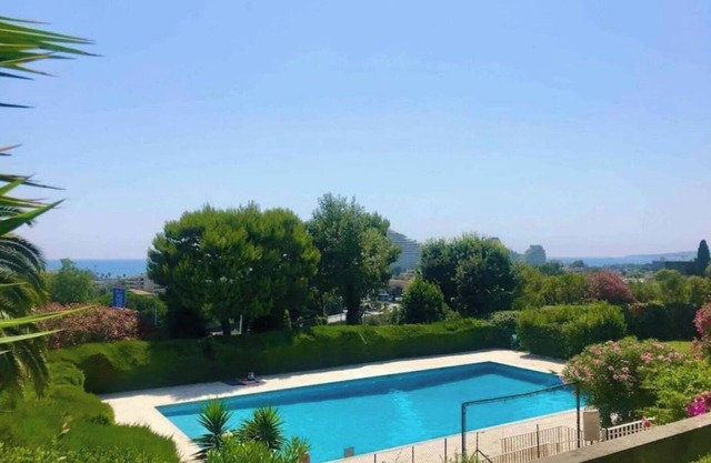 Joli Appartement 3 Pièces Avec Piscine et Tennis