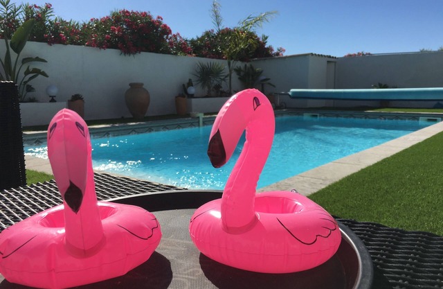 Jolie Villa Avec Piscine Proche de la mer