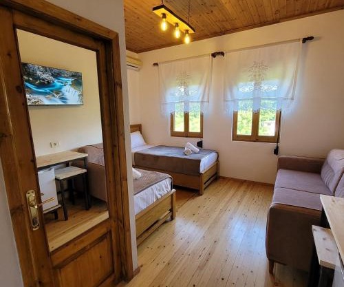 Jona Guest house