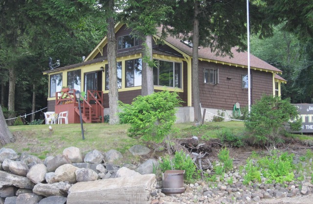 Journey's End Lake House
