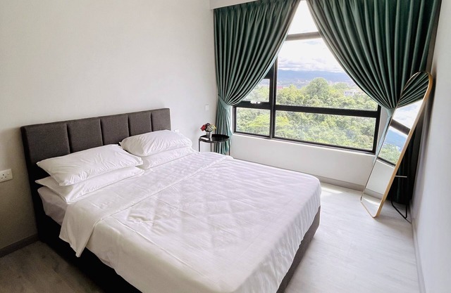 JQ Citypads | Centre of City, Kota Kinabalu | Stunning City & Seaview