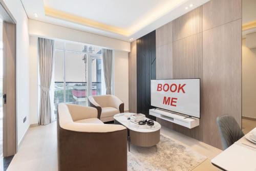 Jumeirah Village Triangle for 2 in Fab Location