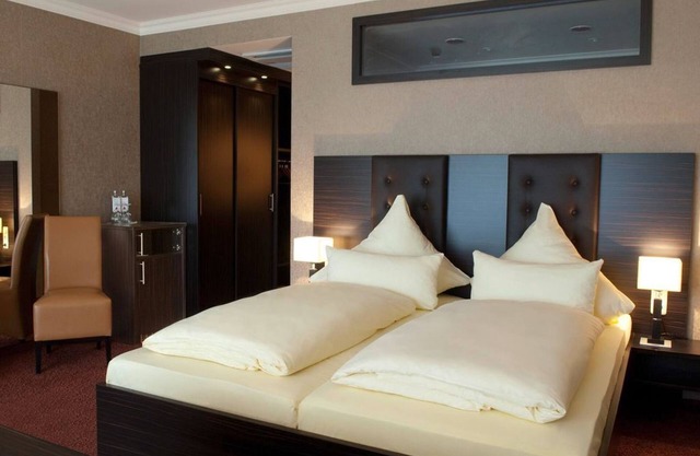 Junior Suite-Halfboard BI - 2 P - Moselstern Parkhotel Krähennest
