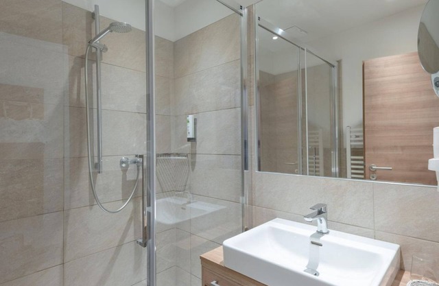 Junior suite Schedma, balcony, short stay - Hotel Marko