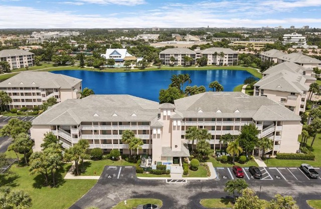 Jupiter Bay D404 Jupiter Beach Vacation Rental by Unique Vaca Stay