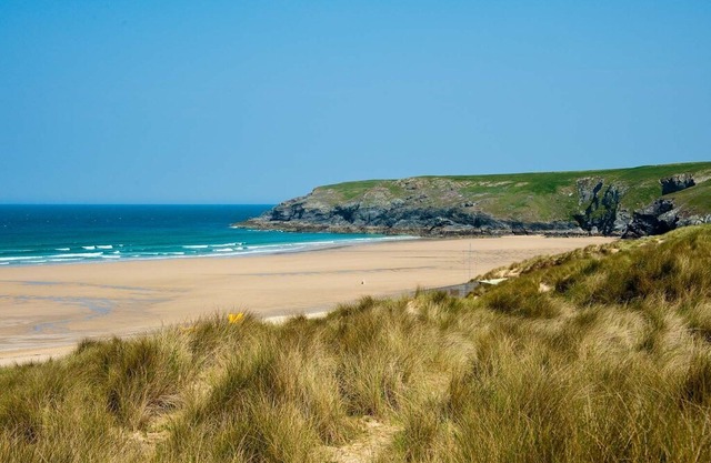 Just a few steps from the beach!