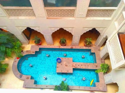 Jyoti Mahal A Heritage Hotel - 05 Mins from Railway Station & 2 Mins from Metro Station