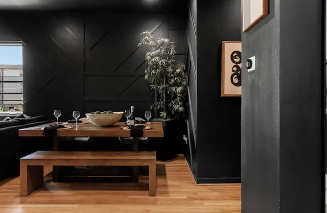 KAI Aayan Modern 4 story home w/downtown views