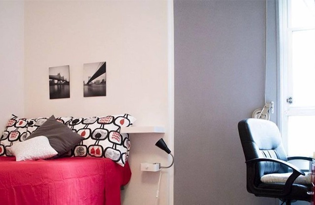 KAMCHŪ APARTMENTS: DOUBLE PRIVATE BEDROOM, close to TUBE, GARDEN view #G2