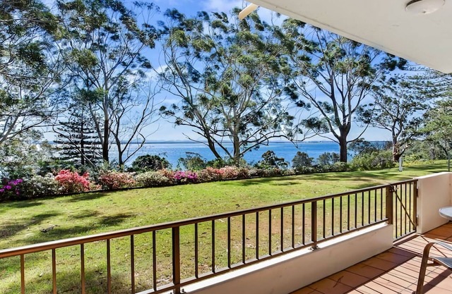 Kamillaroi Walk to restaurants cafes and beach