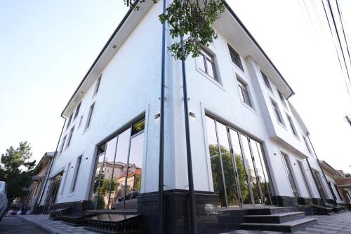 Kamilovs' Hotel