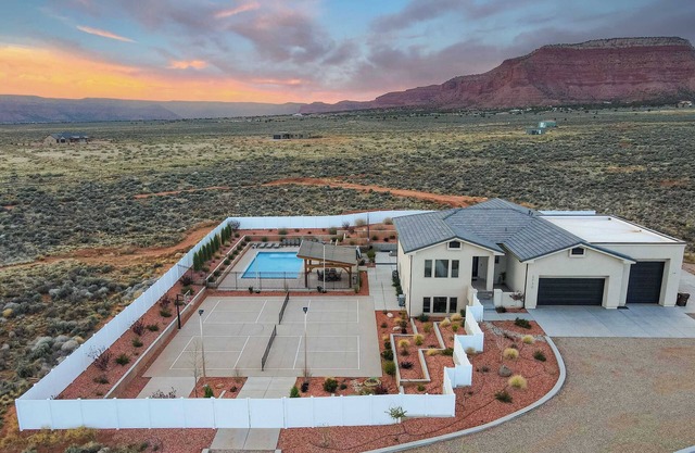 Kanab Vacation Home with Private Pool, Hot Tub, Pickleball and Basketball courts