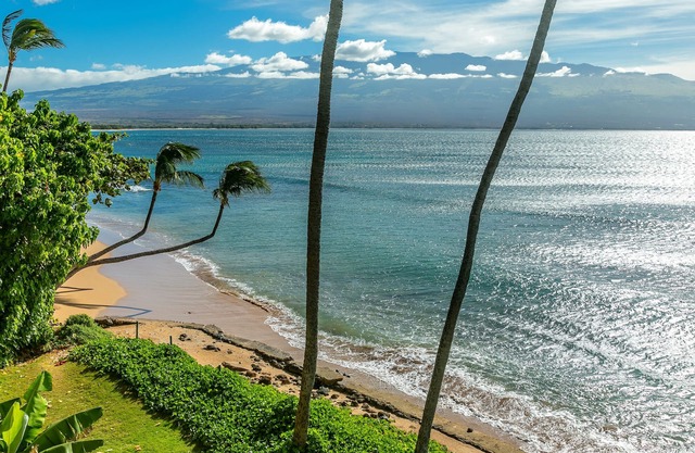 Kanai A Nalu Unit 318 Direct Oceanfront View