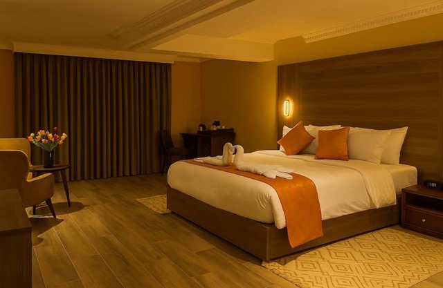 Karen Plains Hotel