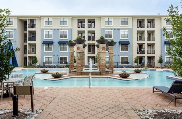 Kasa | Family Friendly 2BD + Close to Local Attractions | Frisco