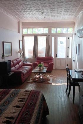 Katie's Cozy Suites