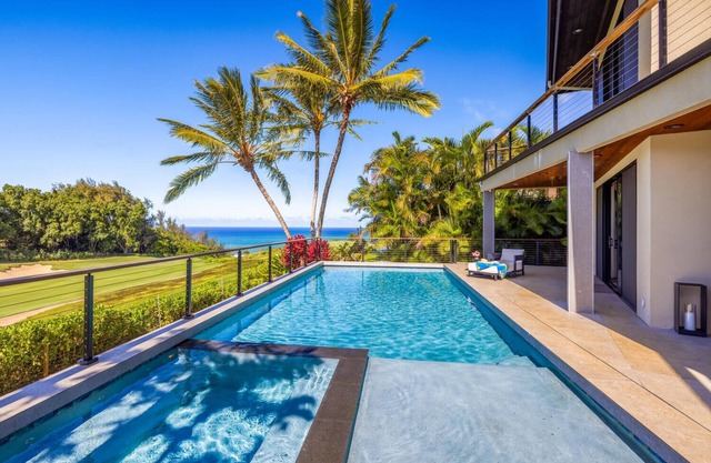 Ke Aloha Villa - Elegance, Ambience, Luxury Amenities, Pool, Spa, AC Throughout