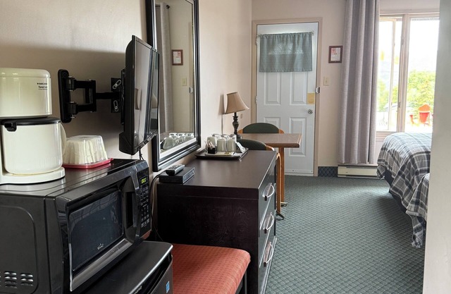 Kelly's View Motel
