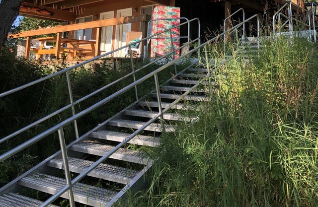 Kenai Riverfront Chalet Centrally Located on the Kenai Peninsula