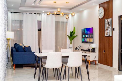 Ket Apartments - Modern 2 Bedroom Apartment