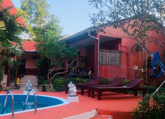 khum dara lanta resort
